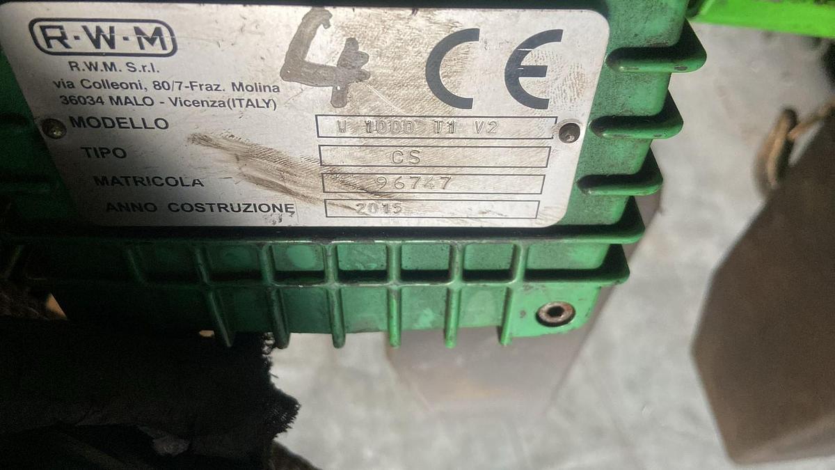 Usato GRU A BANDIERA 710