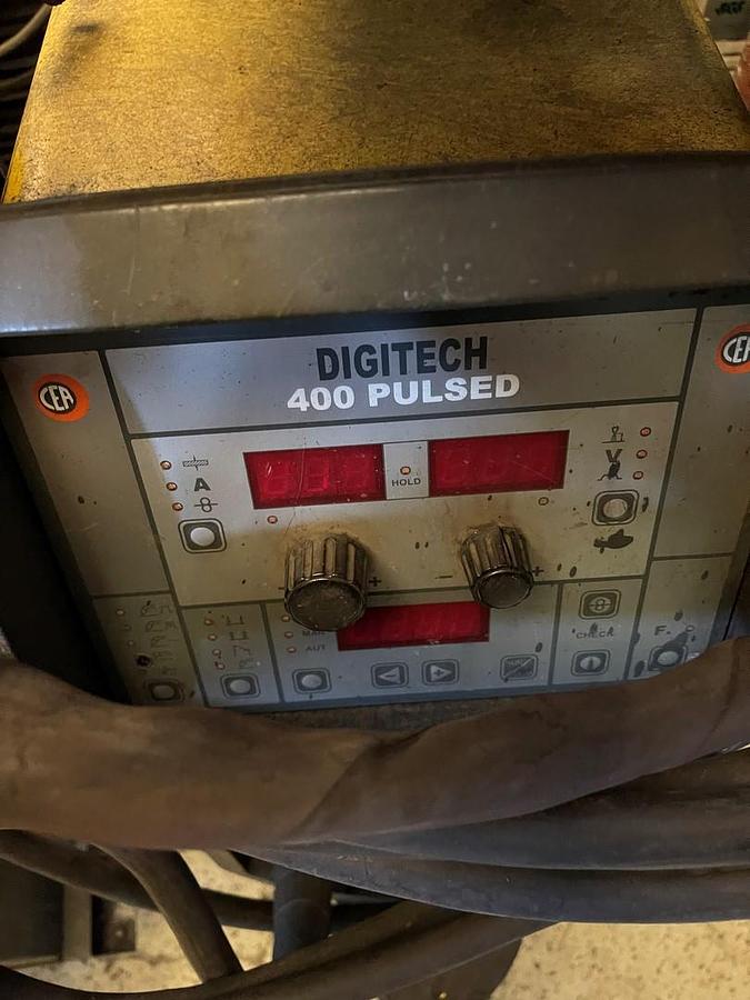 Usato SALDATRICE (N°32) CEA DIGITECH 400 PLUSED