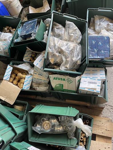 Usato RACCORDI IDRAULICI IN OTTONE