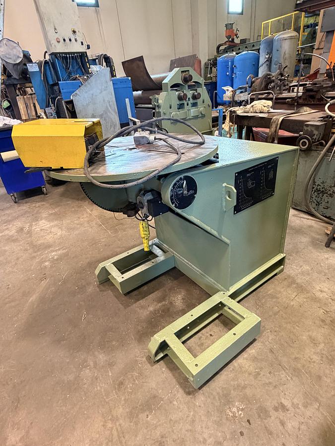 Usato POSIZIONATORE DI SALDATURA NUOVA CERSO TR400 IA