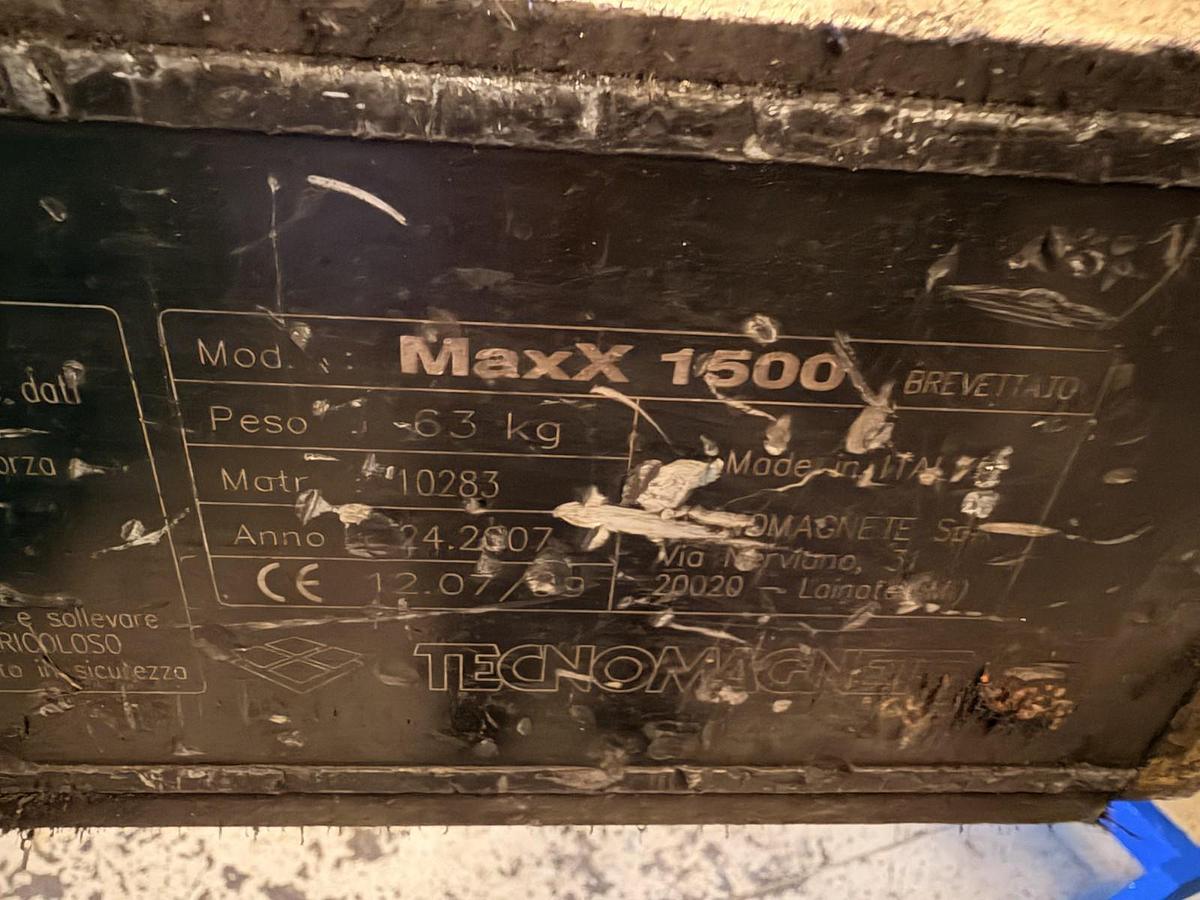 Usato MAGNETE DI SOLLEVAMENTO "TECNOMAGNETE"