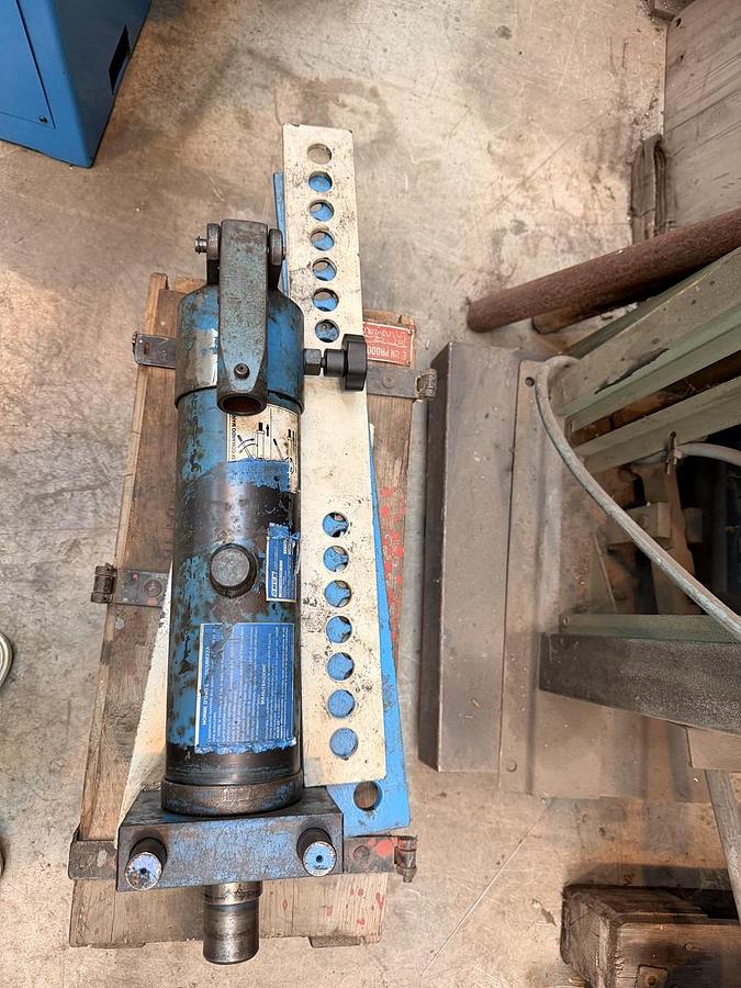 Usato PIEGATUBI MANUALE (BLU)