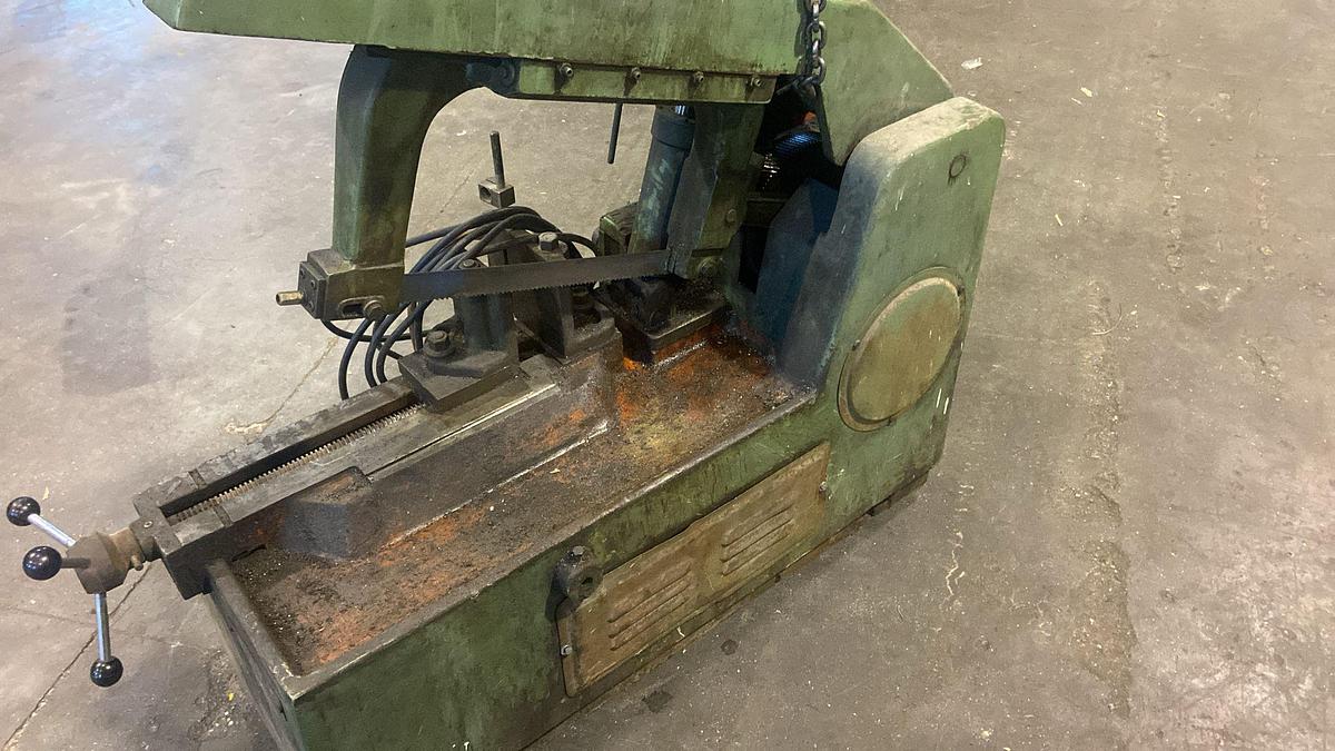 Usato SEGHETTO SATURNO 250 (PER EXPORT)