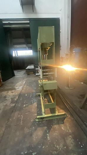 Usato PRESSA A PONTE OMCN 70 TON