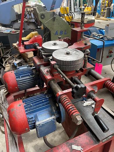 Usato SGUAINATRICE (ROSSA)