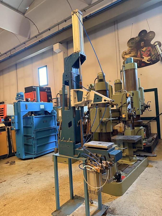 Usato PRESSA PNEUMATICA