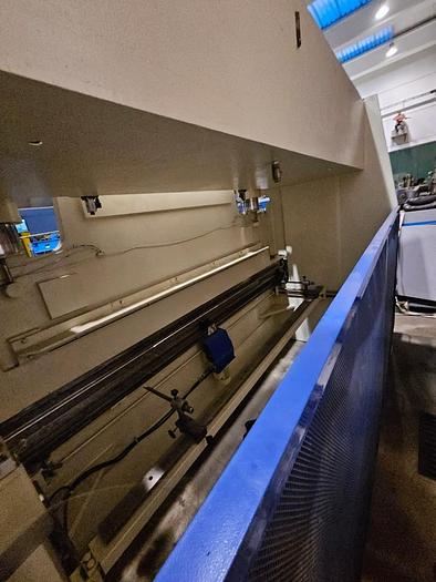 Usato PIEGATRICE COLLY IDRAULICA 4000 X 250