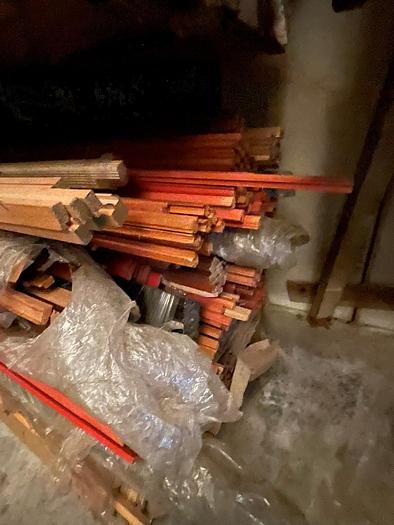 Usato CORNICI VARIE IN LEGNO