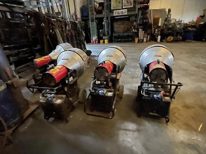 Usato GENERATORI MOBILI D’ARIA CALDA (NON FUNZIONANTI)