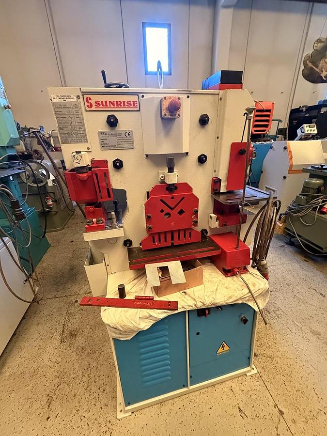 Usato PUNZONATRICE SUNRISE