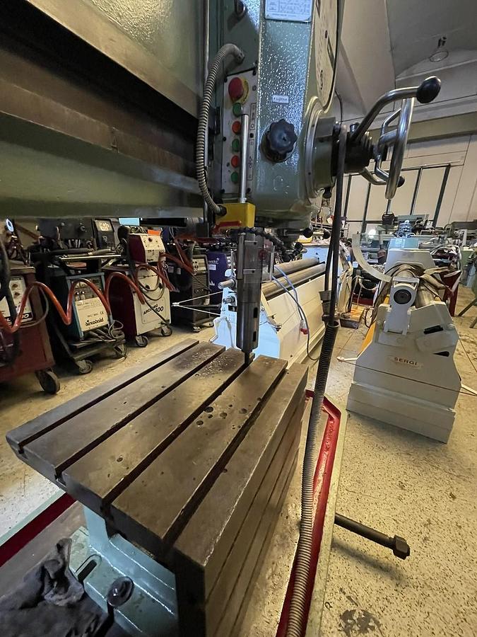 Usato TRAPANO RADIALE MAFAT 1600X70