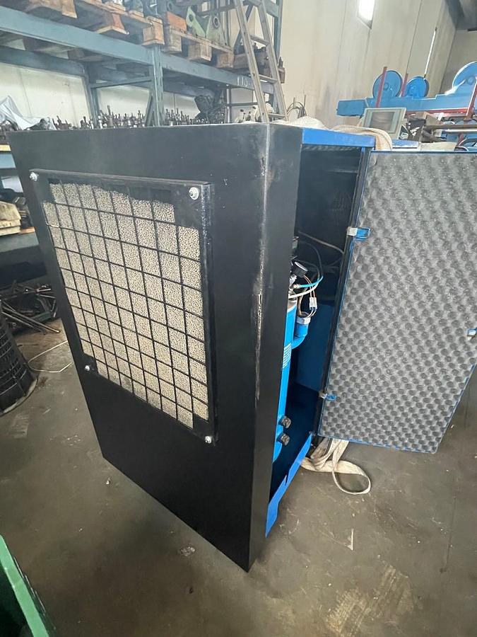 Usato COMPRESSORE (BLU - NERO)