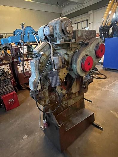 Usato PUNZONATRICE OMERA OMM