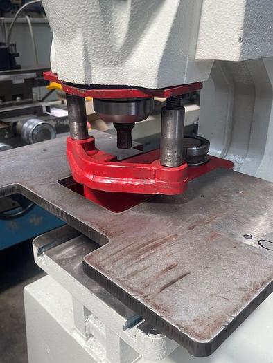 Usato PUNZONATRICE OMES CH85 XS