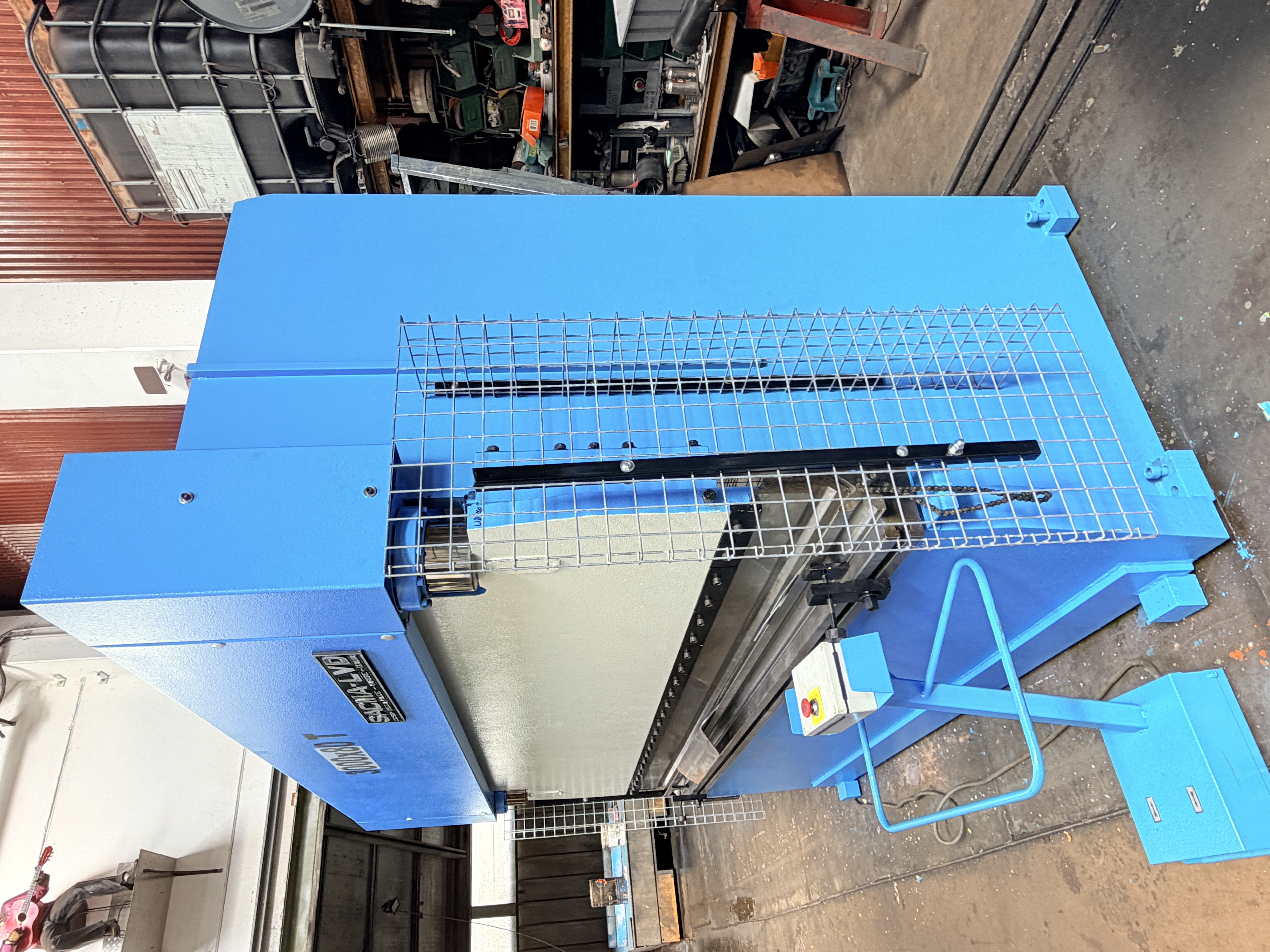 Usato PIEGATRICE SACMA LVD IDRAULICA 3000X80 TON