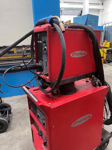 Usato SALDATRICE (N° 7) FRONIUS VR 3300