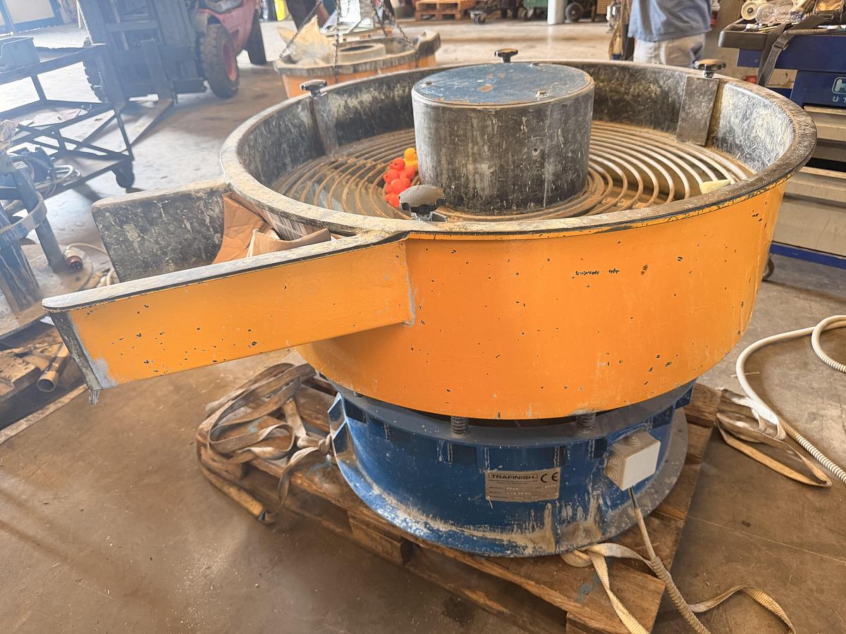 Usato BURATTO VIBRATORE TRAFINISH MOD. VIB 90 S