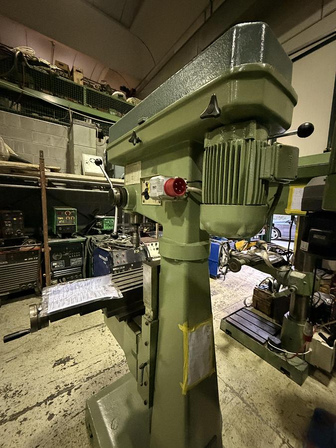 Usato TRAPANO FRESA FAMUP RAG 40 (BIS)