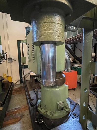 Usato PRESSA A PONTE OMCN 70 TON