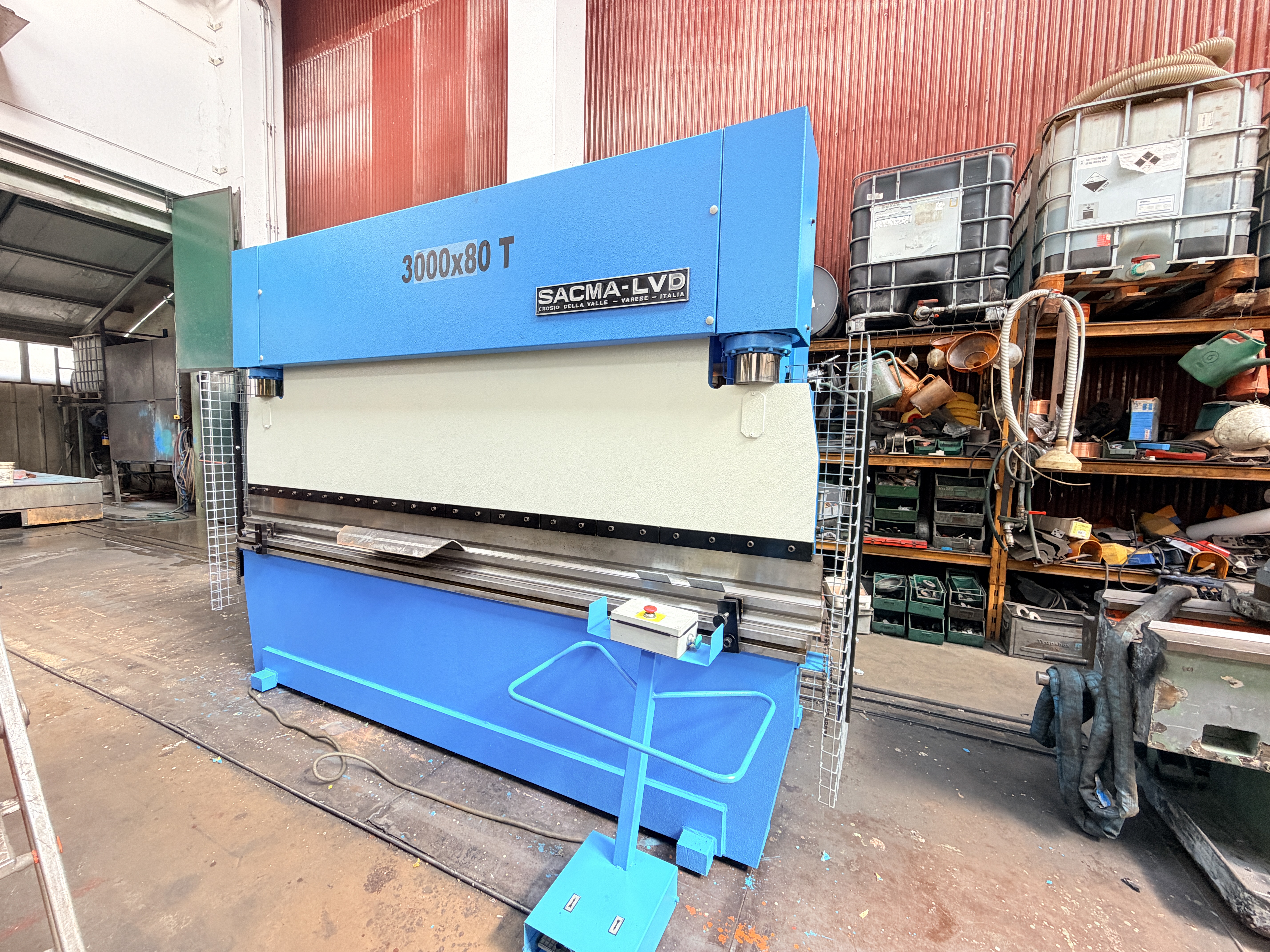 Usato PIEGATRICE SACMA LVD IDRAULICA 3000X80 TON