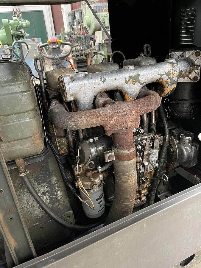 Usato GENERATORE CORRENTE 25 KW