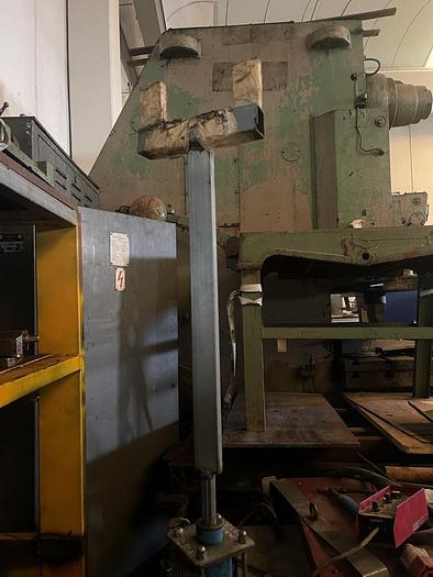 Usato SOLLEVATORE IDRAULICO OMCN 250 KG