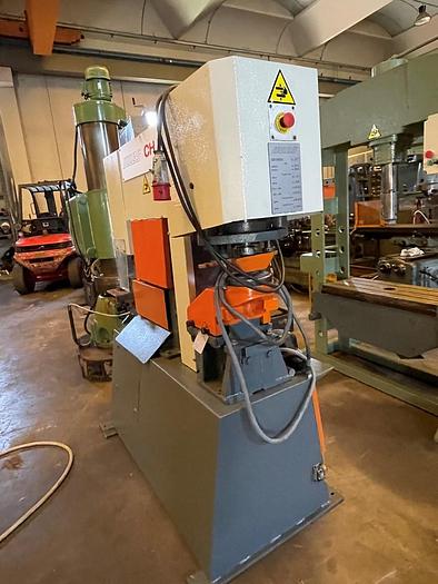 Usato PUNZONATRICE OMES CH70