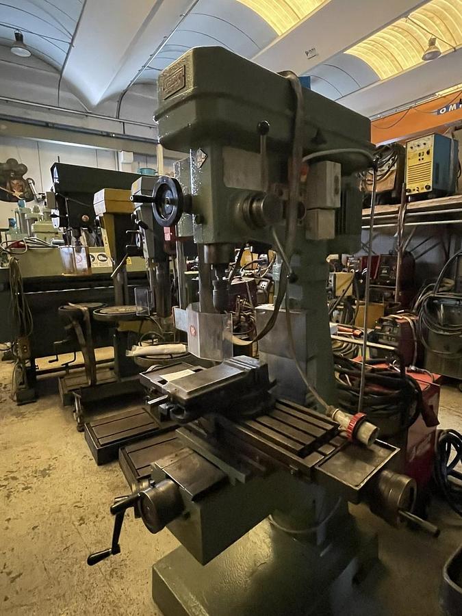 Usato TRAPANO FRESA FAMUP RAG 40