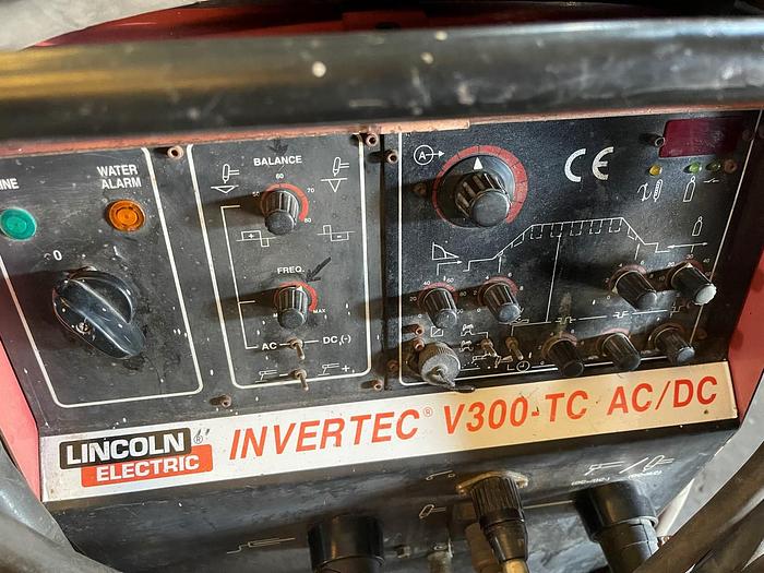Usato SALDATRICE A TIG LINCOLN V300TC 
