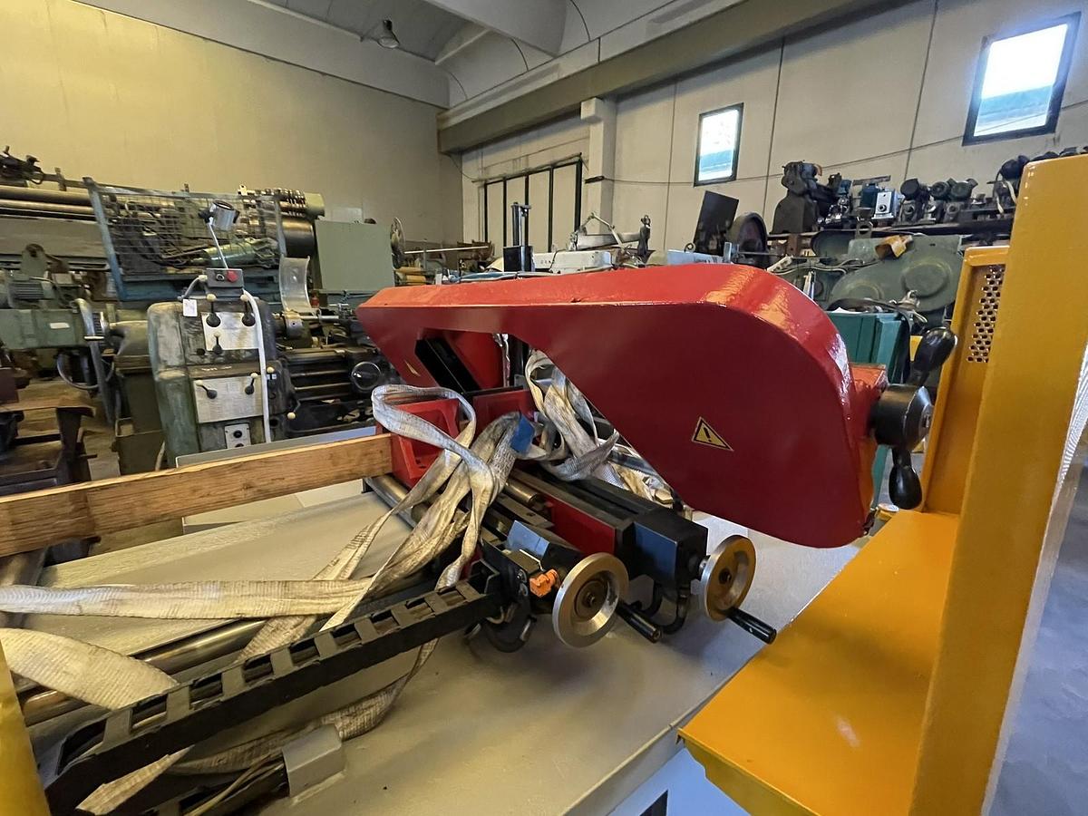 Usato SEGHETTO BIANCO 370 A AUTOMATICO