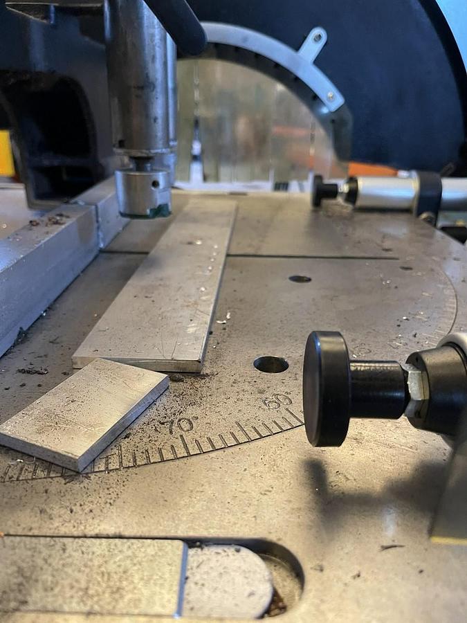 Usato TAGLIERINA ALLUMINIO / SEGA CIRCOLARE FOM INDUSTRIE PANDA 400