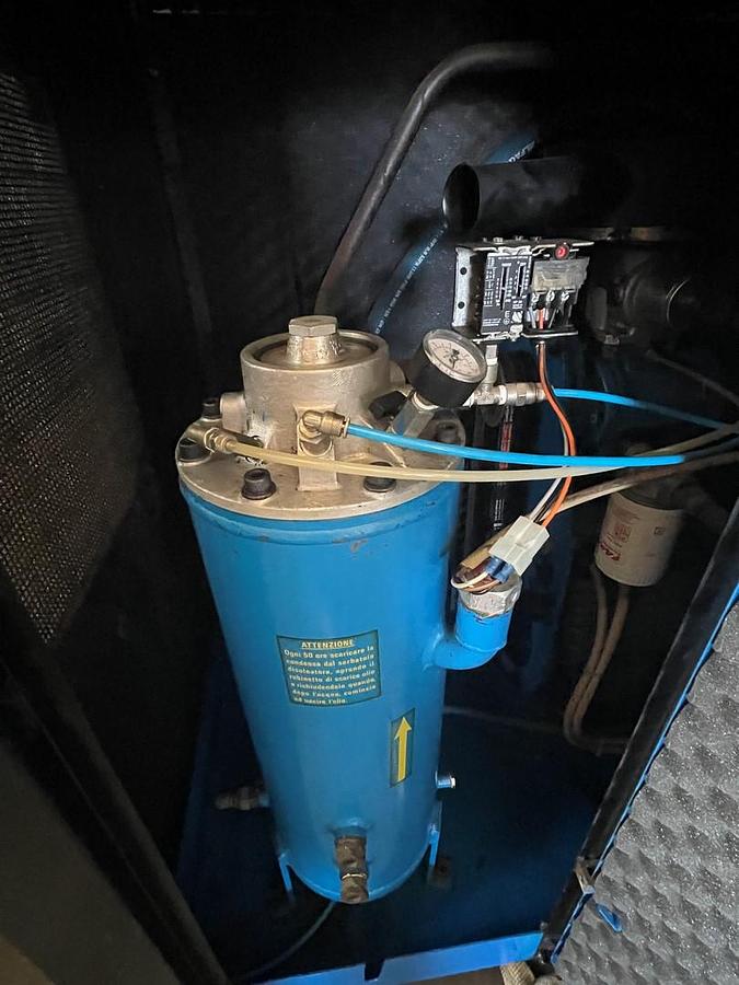 Usato COMPRESSORE (BLU - NERO)