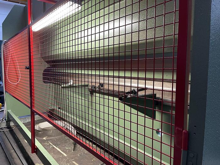 Usato PIEGATRICE MARIO RIBOLDI IDRAULICA 6000 X 80 TON