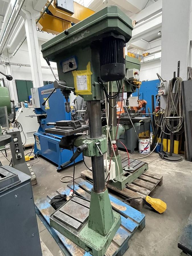 Usato TRAPANO (5) BIMAK 30 CON MASCHIATRICE