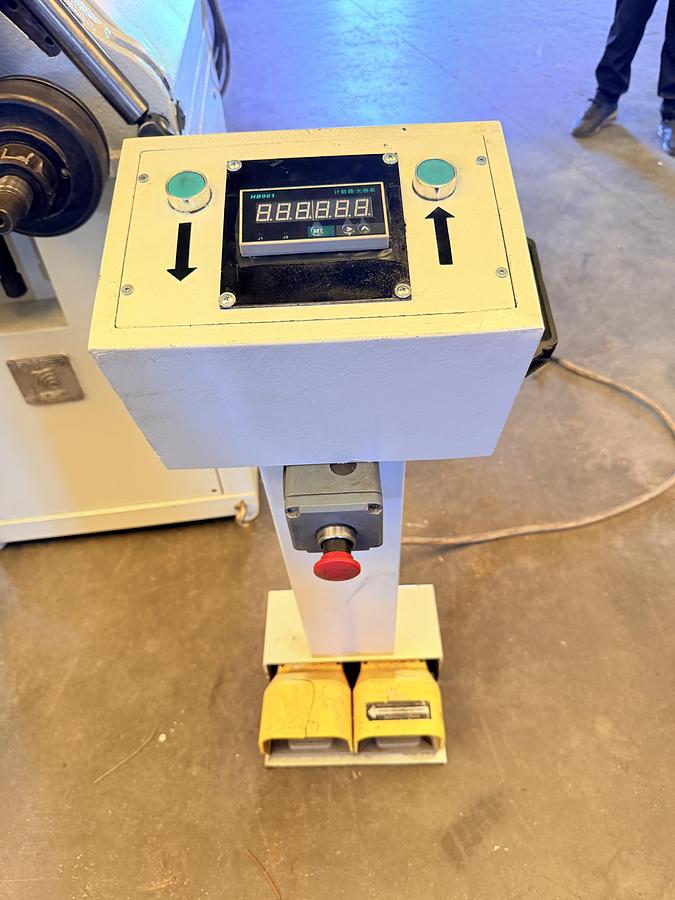 Usato PIEGAPROFILATI TAURING SAF DS 60