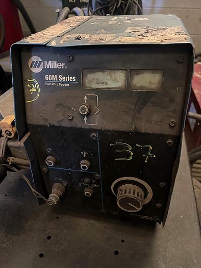 Usato SALDATRICE (N°37) MILLER MAXTRON 450