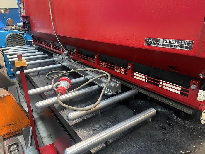 Usato CESOIA SCHIAVI IDRAULICA 3000X6 (BIS)