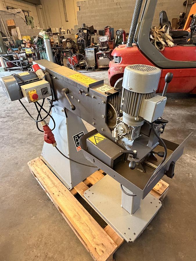 Usato LEVIGATRICE A NASTRO GRIT by FEIN GX752H