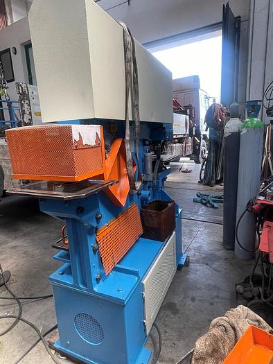 Usato PUNZONATRICE OMERA OM 70 