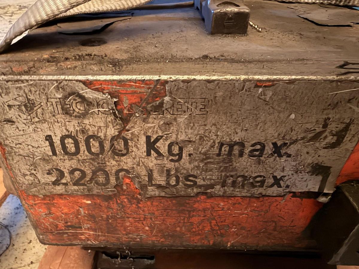 Usato MAGNETE DI SOLLEVAMENTO "TECNOMAGNETE"