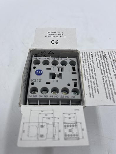 Allen-Bradley 700-K31Z-ZJ Ser B