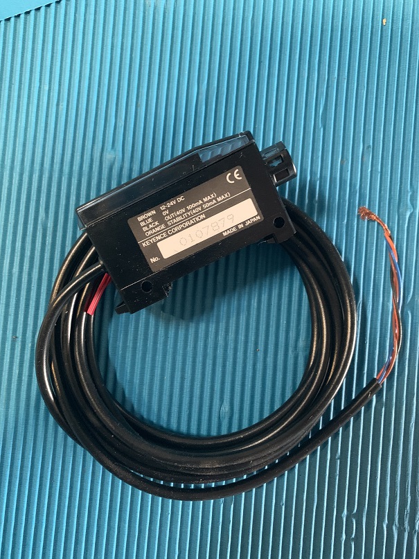 Used Keyence Amplifier Separate Type Photoelectric Sensor PS2-61