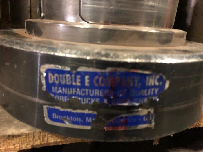 Used DOUBLE E 5" CORE CHUCKS (8 AVAILABLE)