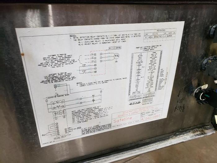 Used Metttler Safeline 410303 Metal Detector & Conveyor