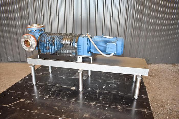 Used USED VIKING GEAR PUMP, 4" X 4" INLET & OUTLET, CAST IRON