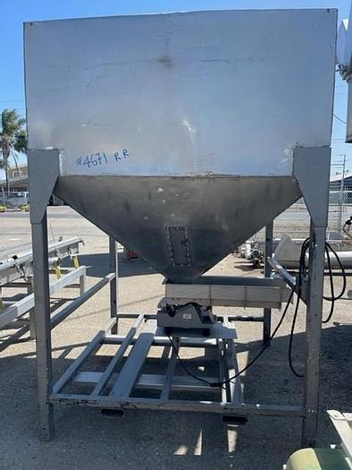 Used 72" x 72" Stainless Steel Hopper with Outfeed Vibratory Shaker