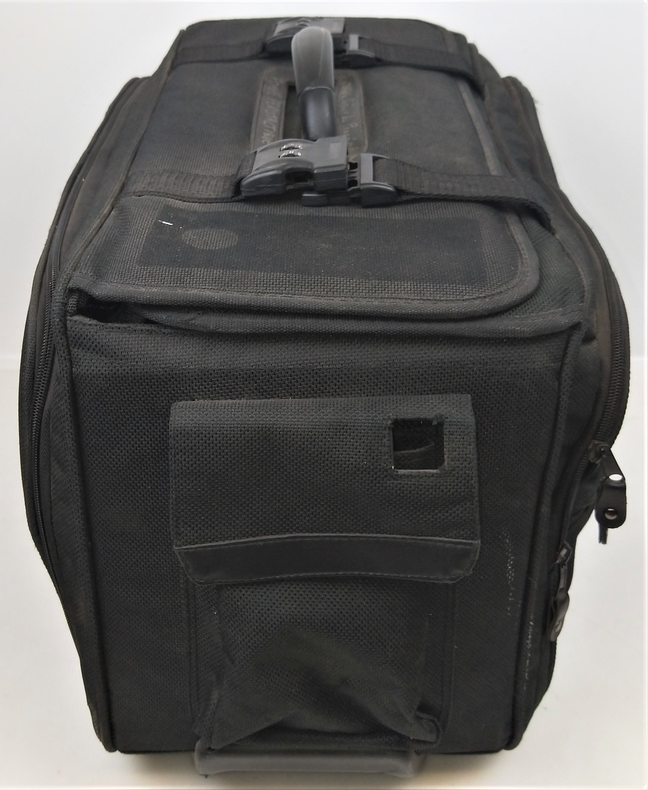 Used Cole-Parmer Masterflex L/S 7569-00 Air-Powered Peristaltic Pump with Pump Head, Carrying Case and Accessories