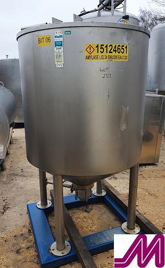 Used Stainless Steel Enclosed Tank Circa 800 Litre Capacity