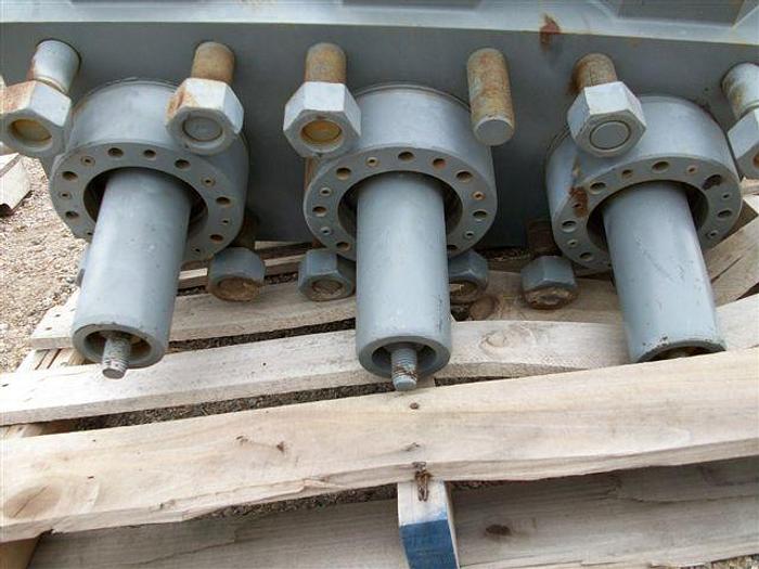 Used Western Roughrider RR1000 Triplex Frac/Mud Pump Fluid End