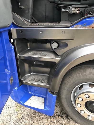 Used 2002 DAF 95 xf 380 euro 3 manual